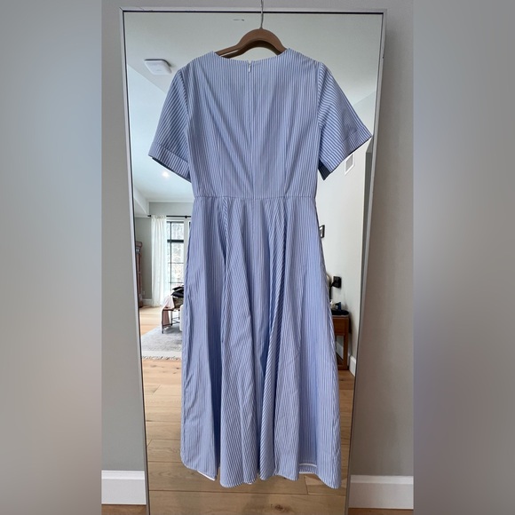 🔥NWT COS Striped Flared Maxi Dress. Size 10 - Picture 7 of 9